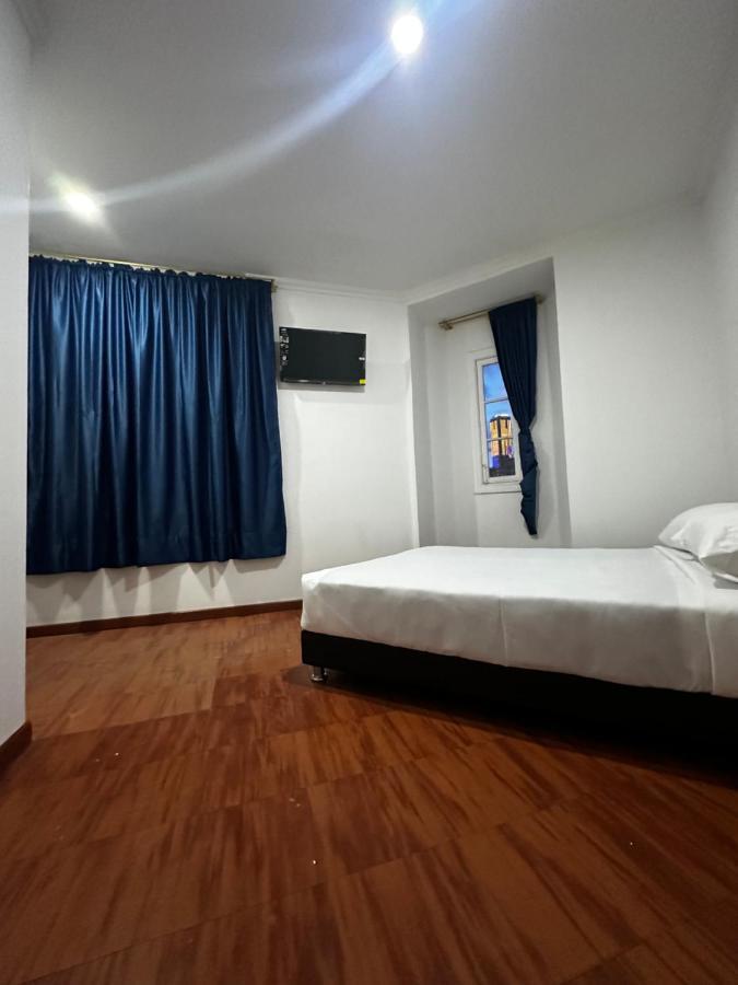 Hotel Artistico Богота Экстерьер фото